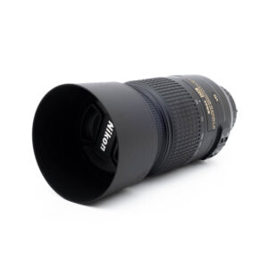 Nikon 55-300mm f45-56 G ED DX VR-3 Nikon AF-S Nikkor 55-300mm f/4.5-5.6 G VR ED DX - Käytetty