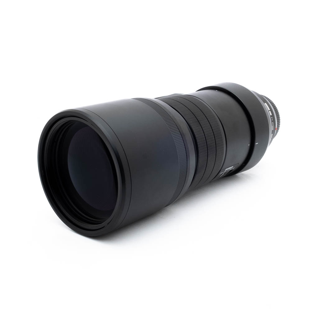 Olympus 300mm f4 IS PRO-2 Olympus M.Zuiko Digital ED 300mm f/4 IS PRO - Käytetty