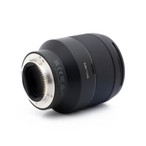 Samyang 50mm f14 FE II-1 Samyang AF 50mm f/1.4 II Sony FE - Käytetty