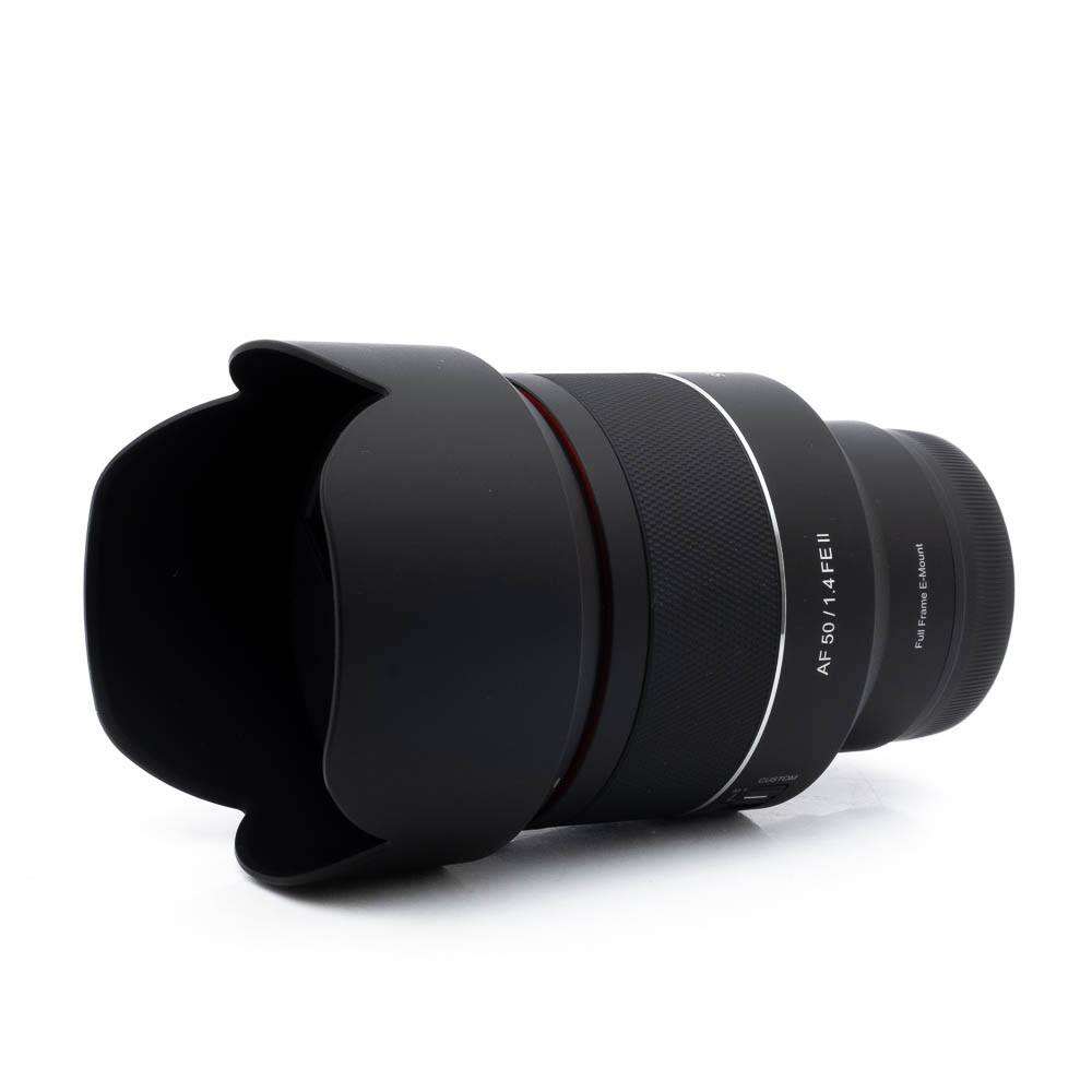 Samyang 50mm f14 FE II Sony-3 Samyang AF 50mm f/1.4 II Sony FE (Kunto K5) - Käytetty