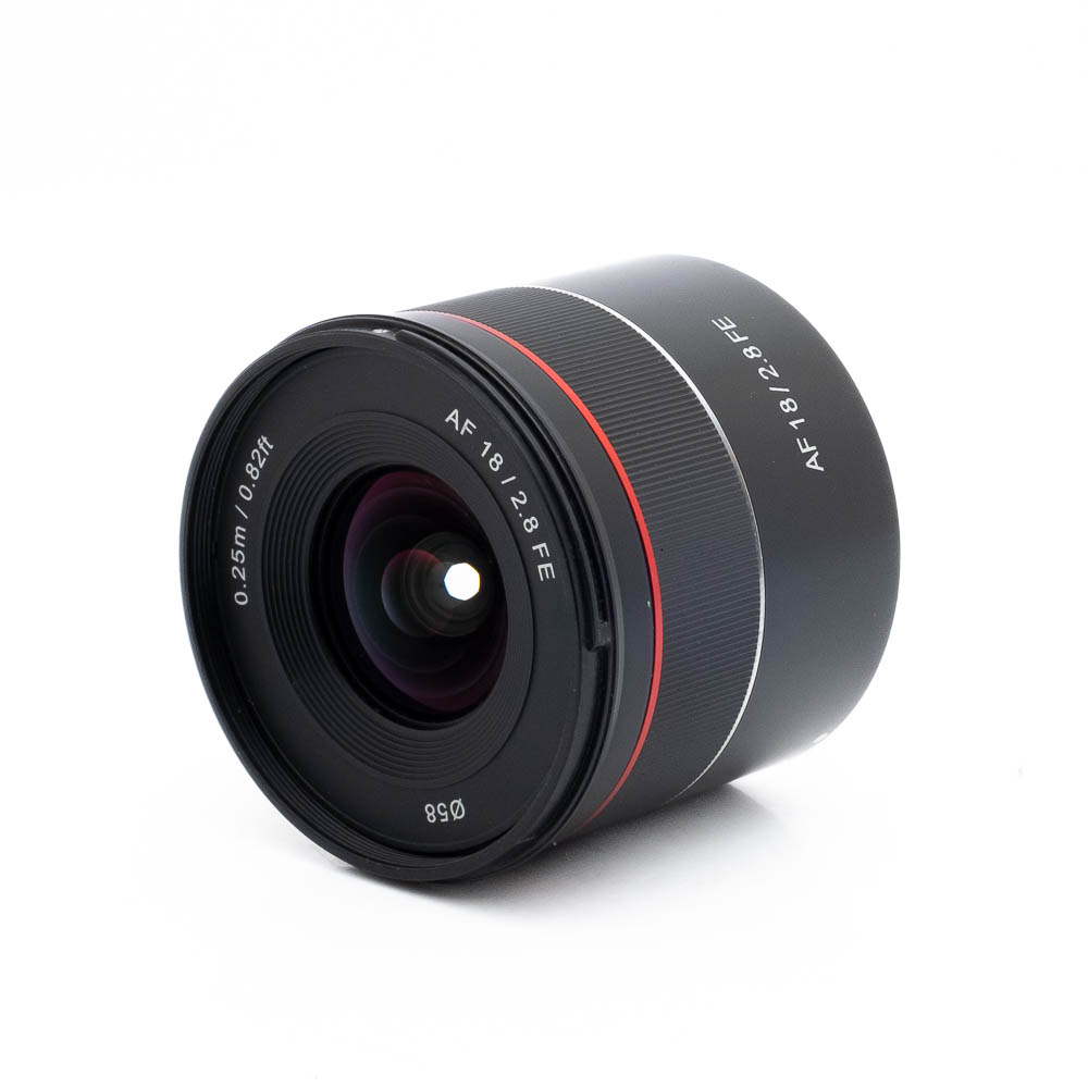 Samyang AF 18mm f28 Sony FE-2 Samyang AF 18mm f/2.8 Sony FE - Käytetty