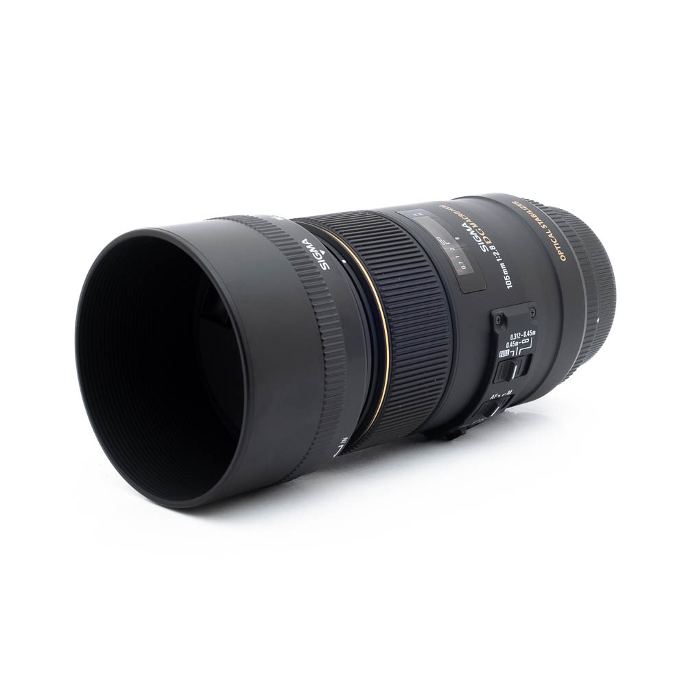Sigma 105mm f28 DC Macro HSM OS Canon-3 Sigma 105mm f/2.8 EX DG OS HSM Macro Canon EF - Käytetty