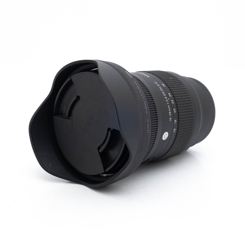 Sigma 16-28mm f28 DG DN Sony-3 Sigma 16-28mm f/2.8 DG DN C Sony E (Kunto K5) - Käytetty