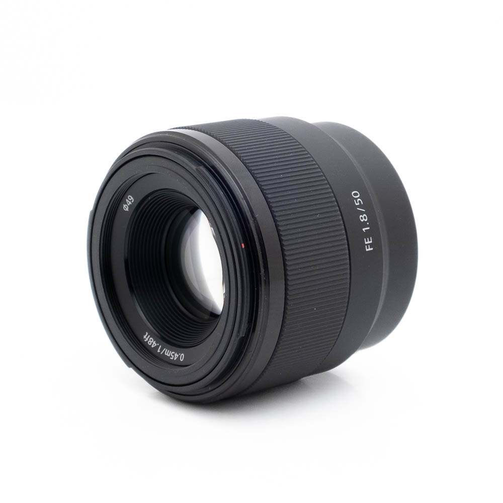 Sony 50mm f18-2-2 Sony FE 50mm f/1.8 (Kunto K5) - Käytetty