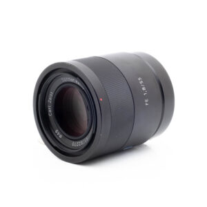 Sony 55mm f18 ZA 2270-2 Sony FE Sonnar T* 55mm f/1.8 ZA - Käytetty