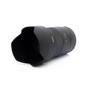Sony 55mm f18 ZA-3-2 Sony FE Sonnar T* 55mm f/1.8 ZA (Kunto K5) - Käytetty