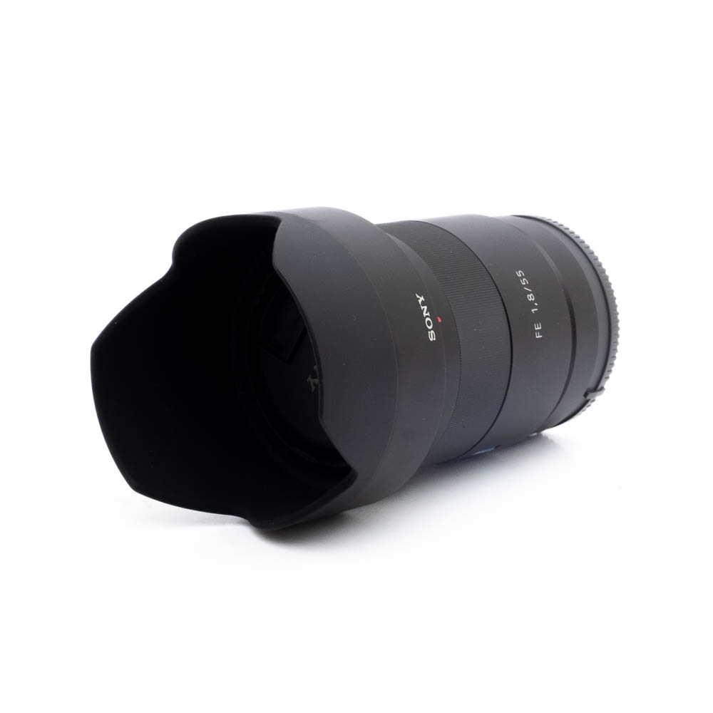 Sony 55mm f18 ZA-3-2 Sony FE Sonnar T* 55mm f/1.8 ZA (Kunto K5) - Käytetty