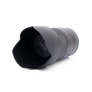 Sony 55mm f18 ZA 6435-3 Sony FE Sonnar T* 55mm f/1.8 ZA (sis.ALV24%) - Käytetty
