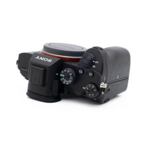 Sony A7 III (SC 100, sis.ALV24%) – Käytetty