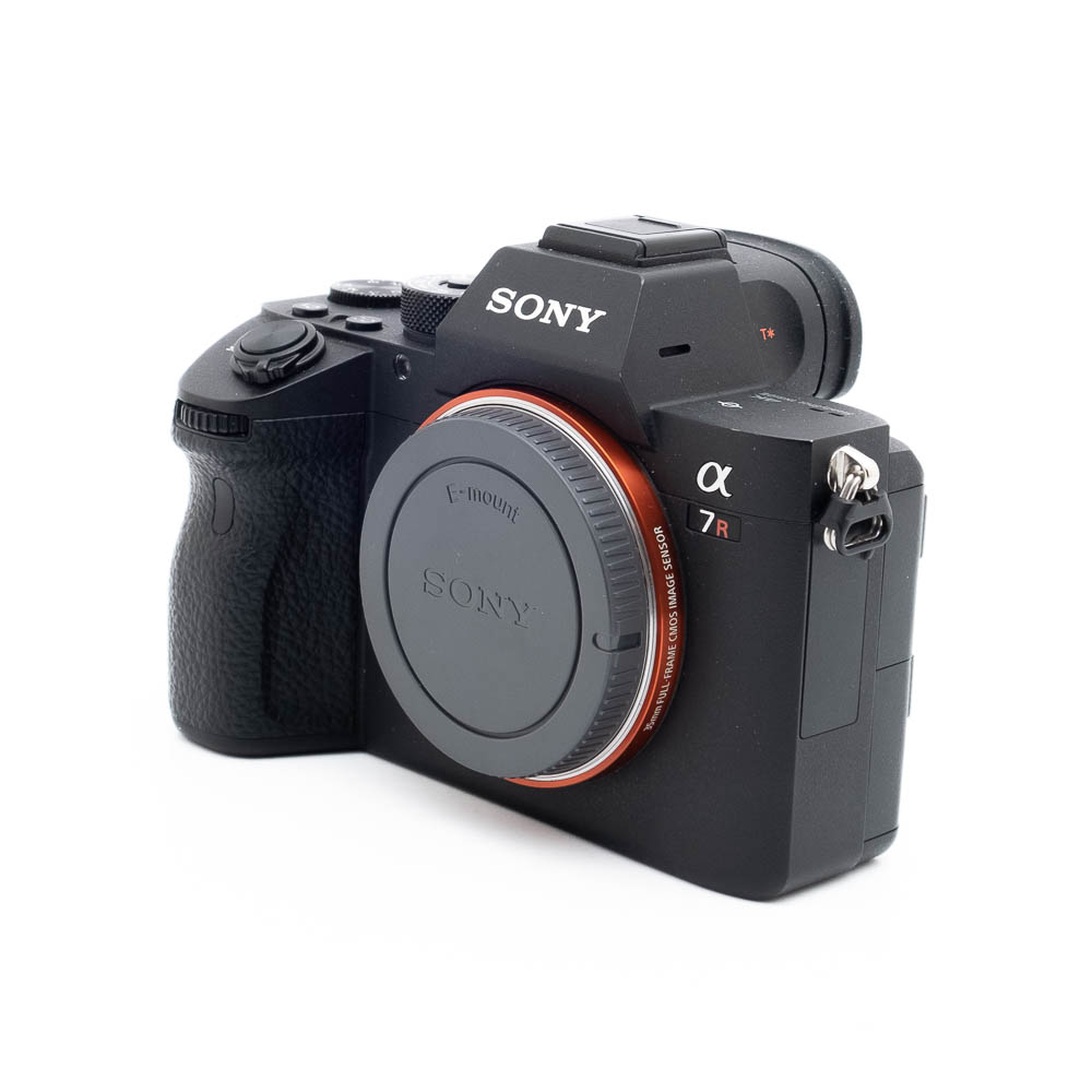 Sony A7R III-5-2 Sony A7R III (SC 4500, sis.ALV24%) – Käytetty