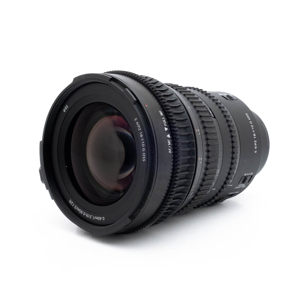 Sony E PZ 18-110mm f4 G OSS-2 Sony E PZ 18-110mm f/4 G OSS - Käytetty