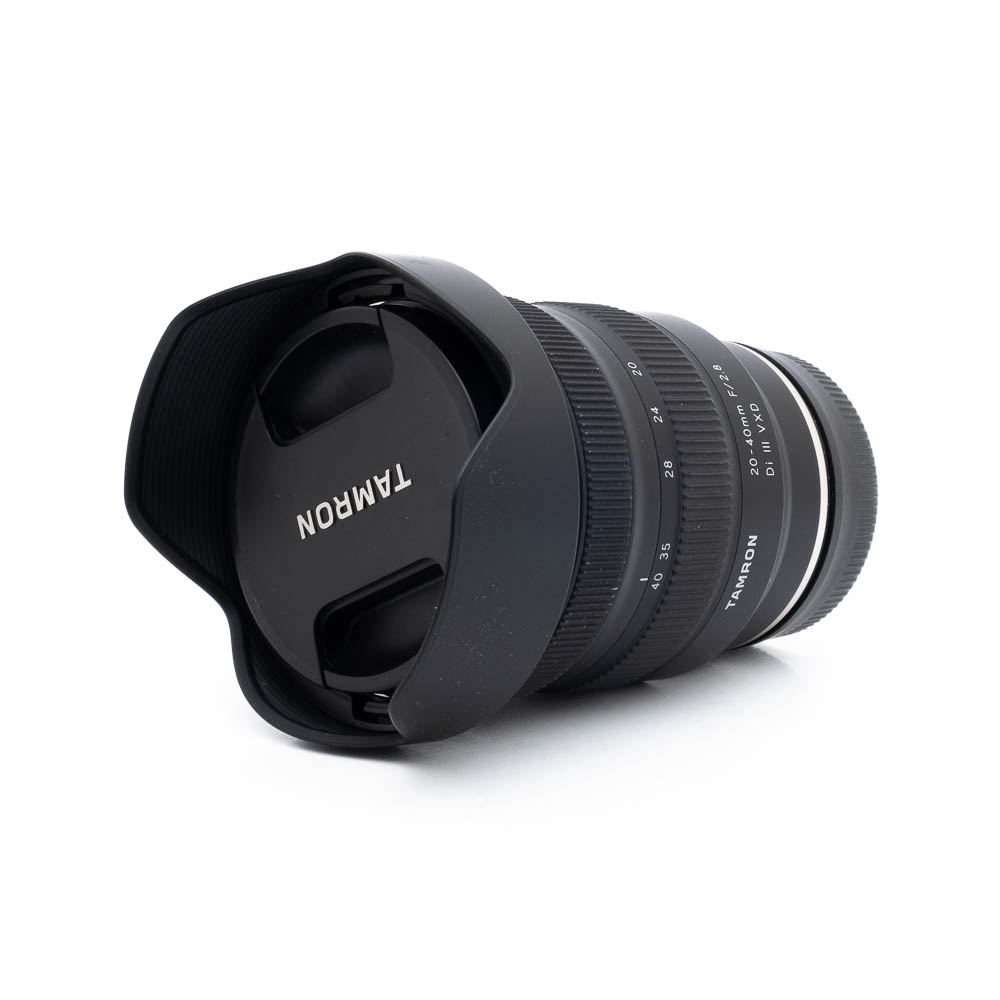 Tamron 20-40mm f28 Di III VXD Sony-2 Tamron 20-40mm f/2.8 Di III VXD Sony FE - Käytetty