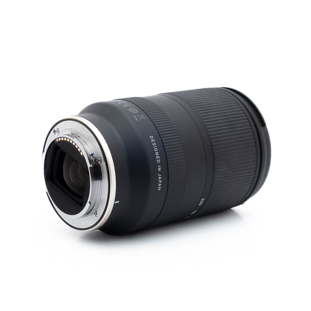 Tamron 28-200mm f_28-56 Di III RXD Sony-1 Tamron 28-200mm f/2.8-5.6 Di III RXD Sony FE - Käytetty