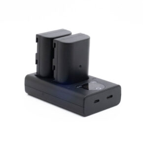Cellonic BLF19 tuplalaturi Cellonic Panasonic DMW-BLF19 tuplalaturi + akut (sis.ALV24%) - Käytetty