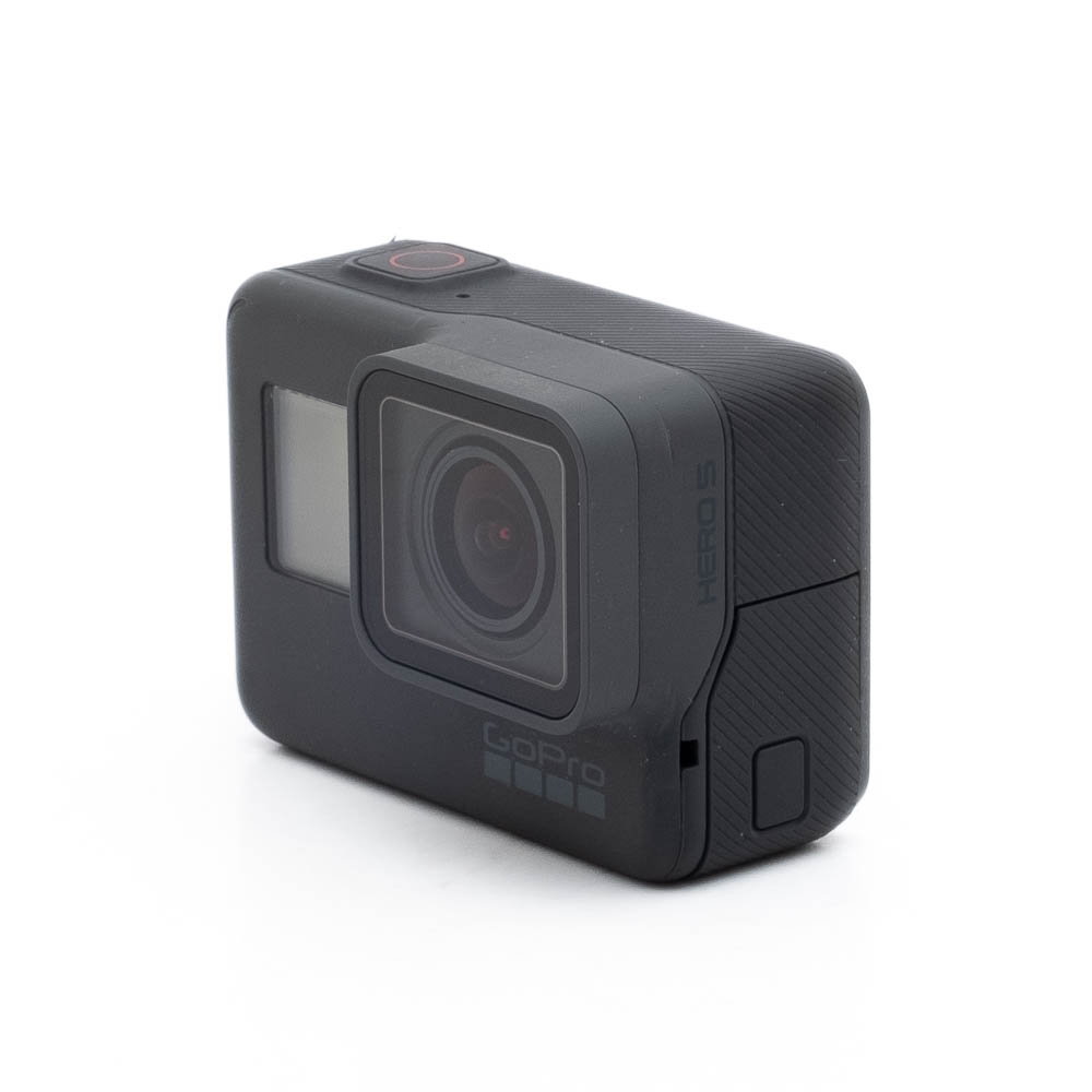 GoPro Hero 5-2 GoPro Hero 5 + tarvikkeet (sis.ALV24%) - Käytetty