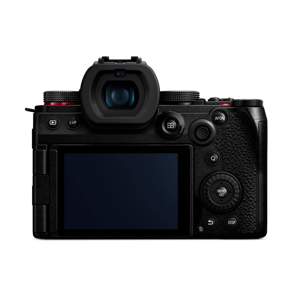 Lumix_G9II_003 Panasonic Lumix G9 II -järjestelmäkamerassa on takaa katsottuna suuri LCD-näyttö, ohjauspainikkeet, kuvioitu kahva ja keskeinen elektroninen etsin.