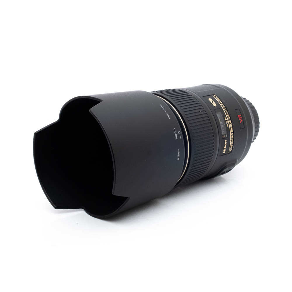 Nikon 105mm f28G ED VR-3-2 Nikon AF-S Micro-Nikkor 105mm f/2.8G VR ED - Käytetty