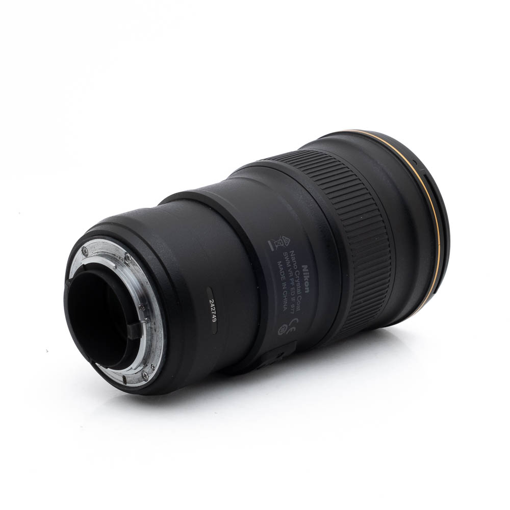 Nikon 300mm f4E PF ED VR-1 Nikon Nikkor AF-S 300mm f/4 E PF ED VR - Käytetty