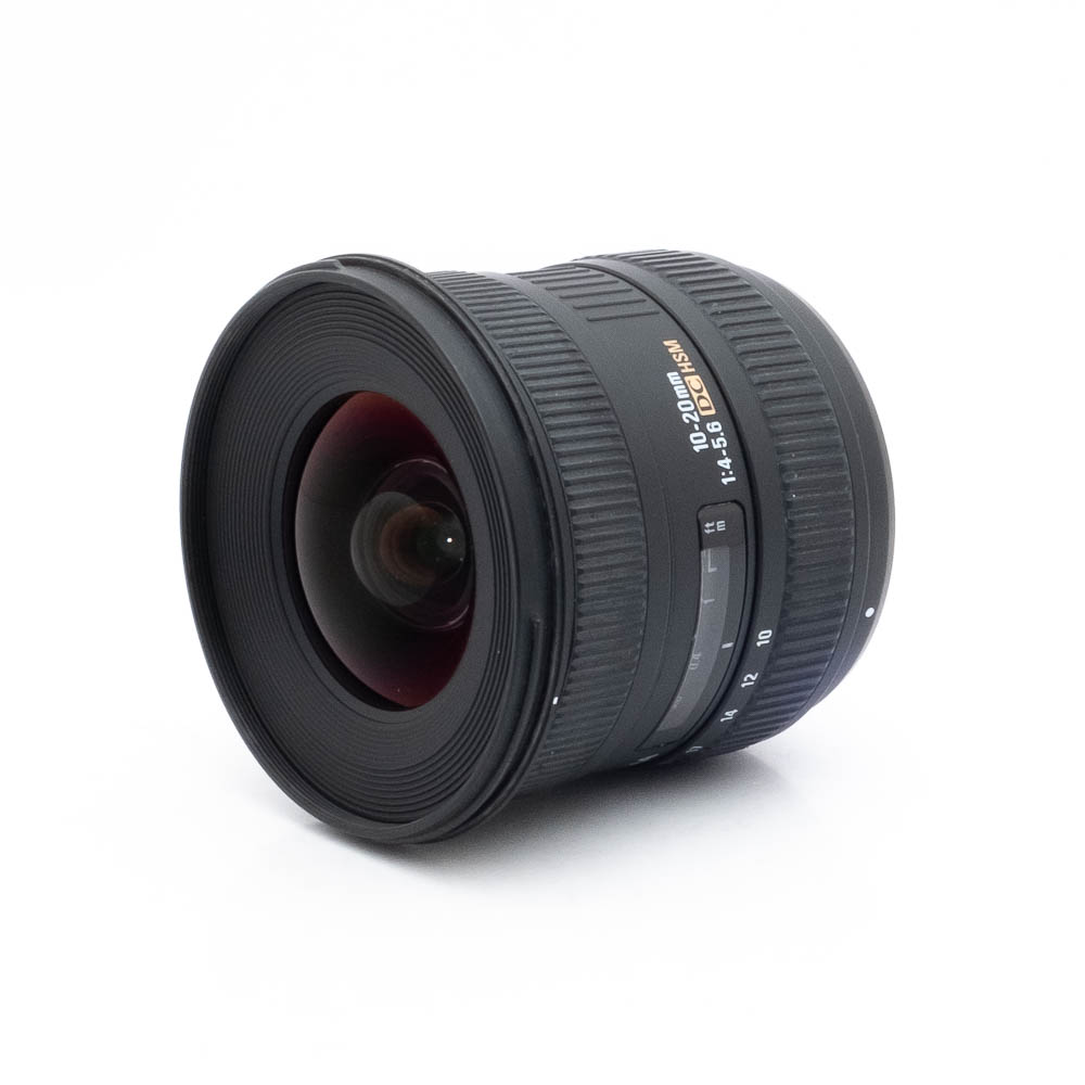 Sigma 10-20mm f4-56 DC HSM Nikon-2 Sigma 10-20mm f/4-5.6 DC HSM Nikon F DX - Käytetty