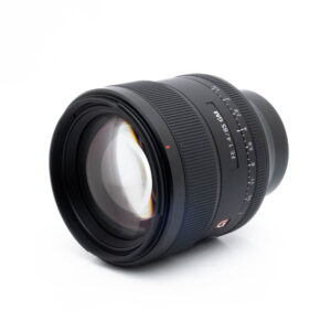 Sony 85mm f14 GM-2 Sony FE 85mm f/1.4 GM (Kunto K5) - Käytetty