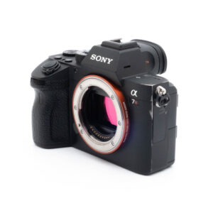 Sony A7R III 5756-4 Sony A7R III (SC 101000, sis.ALV24%) – Käytetty