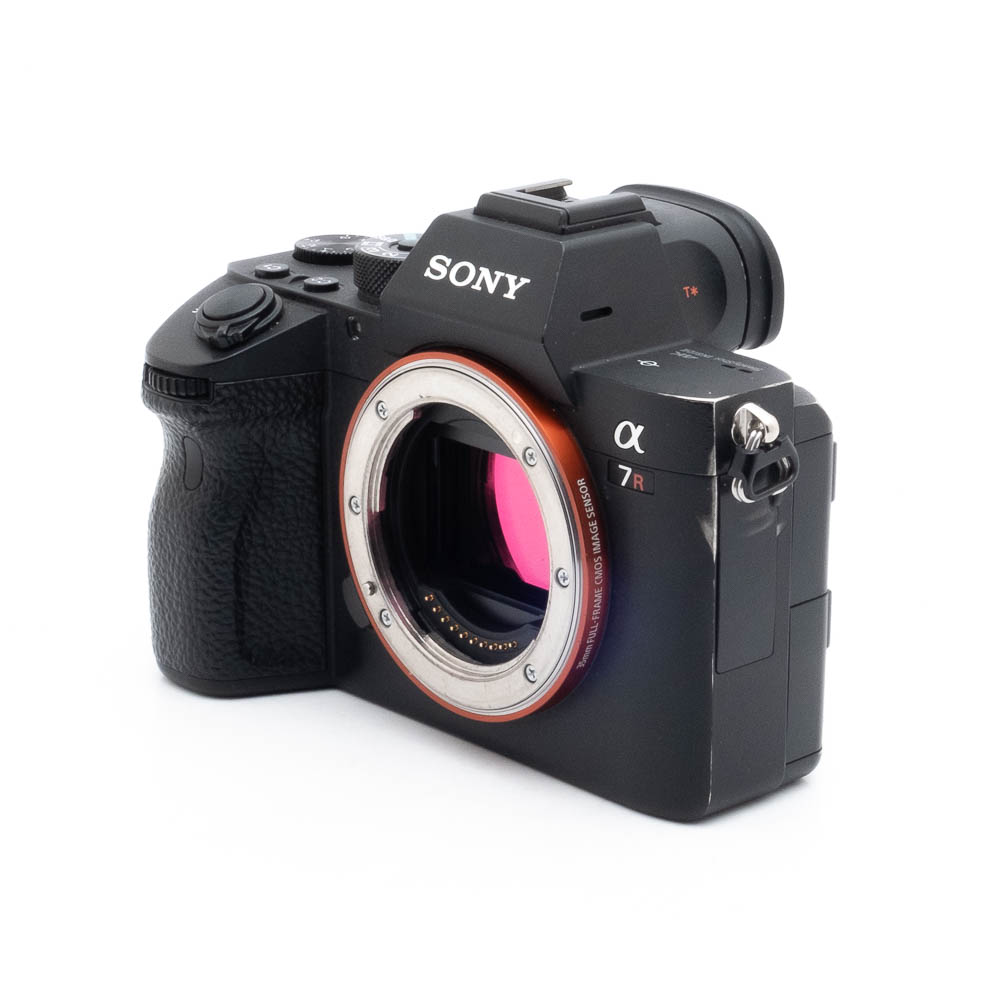 Sony A7R III 5756-4 Sony A7R III (SC 101000, sis.ALV24%) – Käytetty