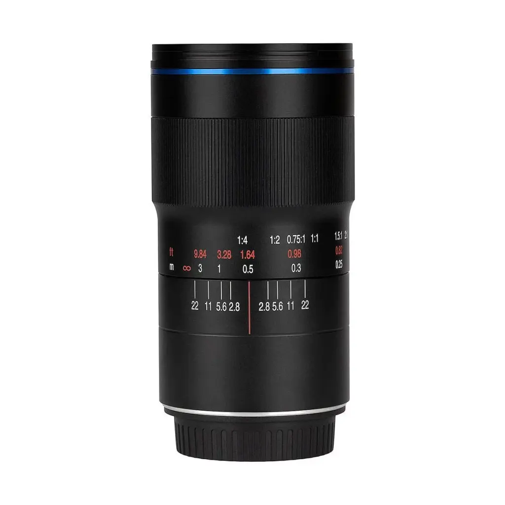 100mm_Ultra_Macro_2x_f2_8_canon.jpg The Laowa 100mm f/2.8 2X Ultra Macro APO for Pentax K is a black camera lens with manual focus, white and red aperture markings, textured grip and blue highlight ring against a white background.