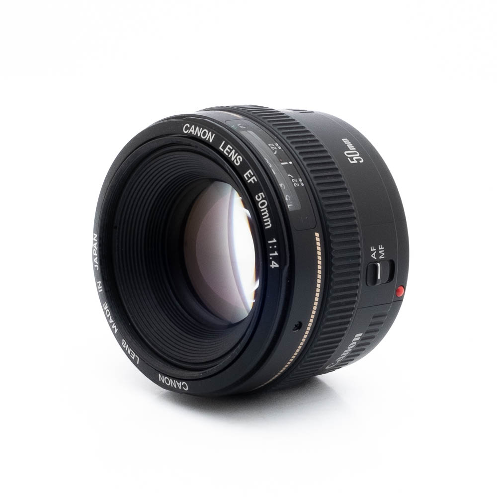 Canon 50mm f14 USD-2 Canon EF 50mm f/1.4 USM (sis. ALV 24%) - Käytetty