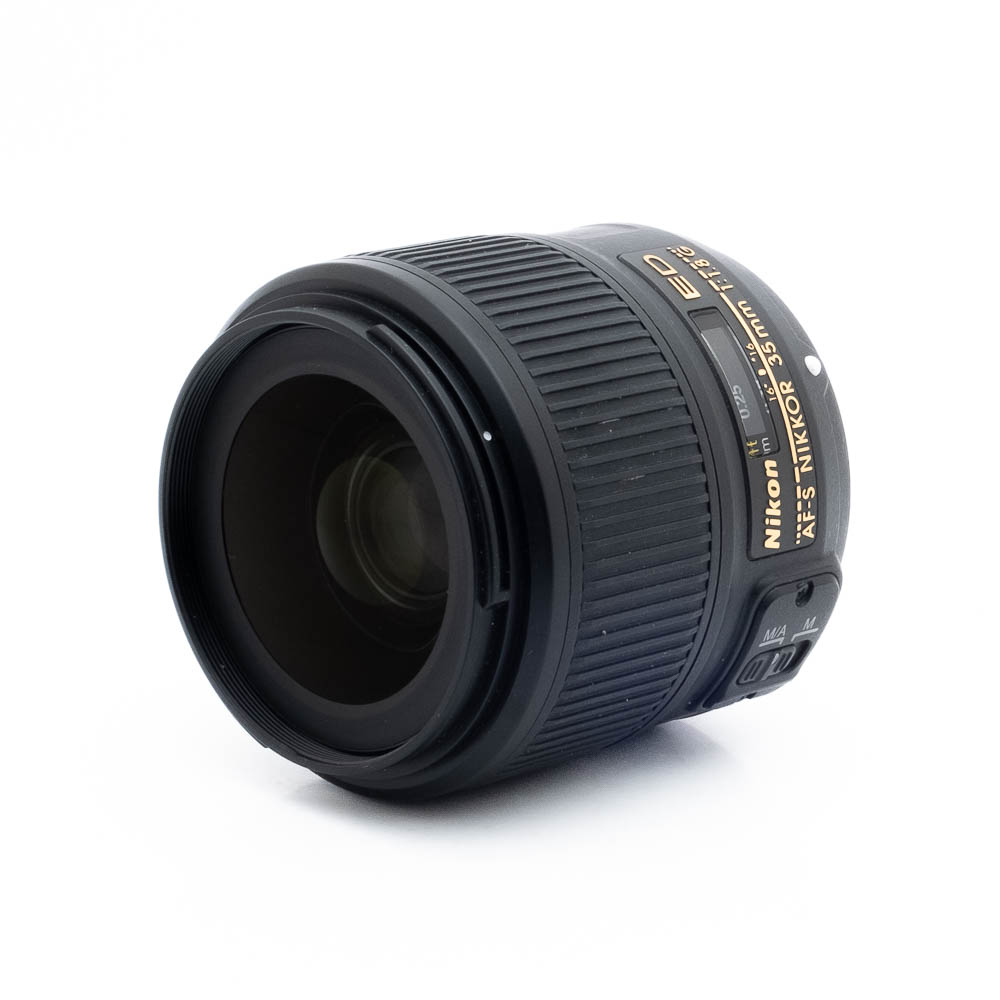 Nikon 35mm f18G-2 Nikon AF-S Nikkor 35mm f/1.8 G DX - Käytetty