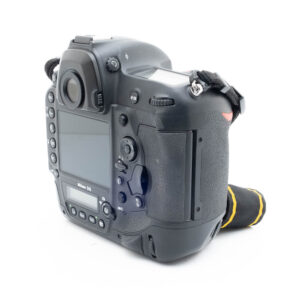 Nikon D5-3 Nikon D5 (SC 215000) - Käytetty