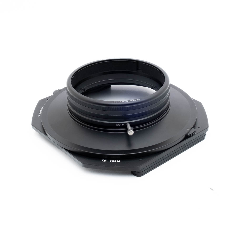 Nisi Filter Holder-1 NiSi S5 150mm Filter Holder Kit Tamron 15-30mm f/2.8 - Käytetty
