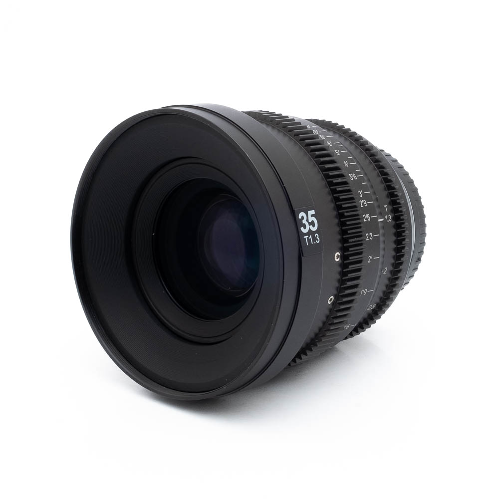 SLR Magic MicroPrime Cine 35mm T1.3 Fuji XF - Käytetty