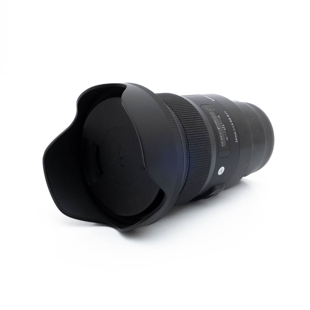Sigma 24mm f14 DG Sony-3 Sigma 24mm f/1.4 DG DN Art Sony - Käytetty