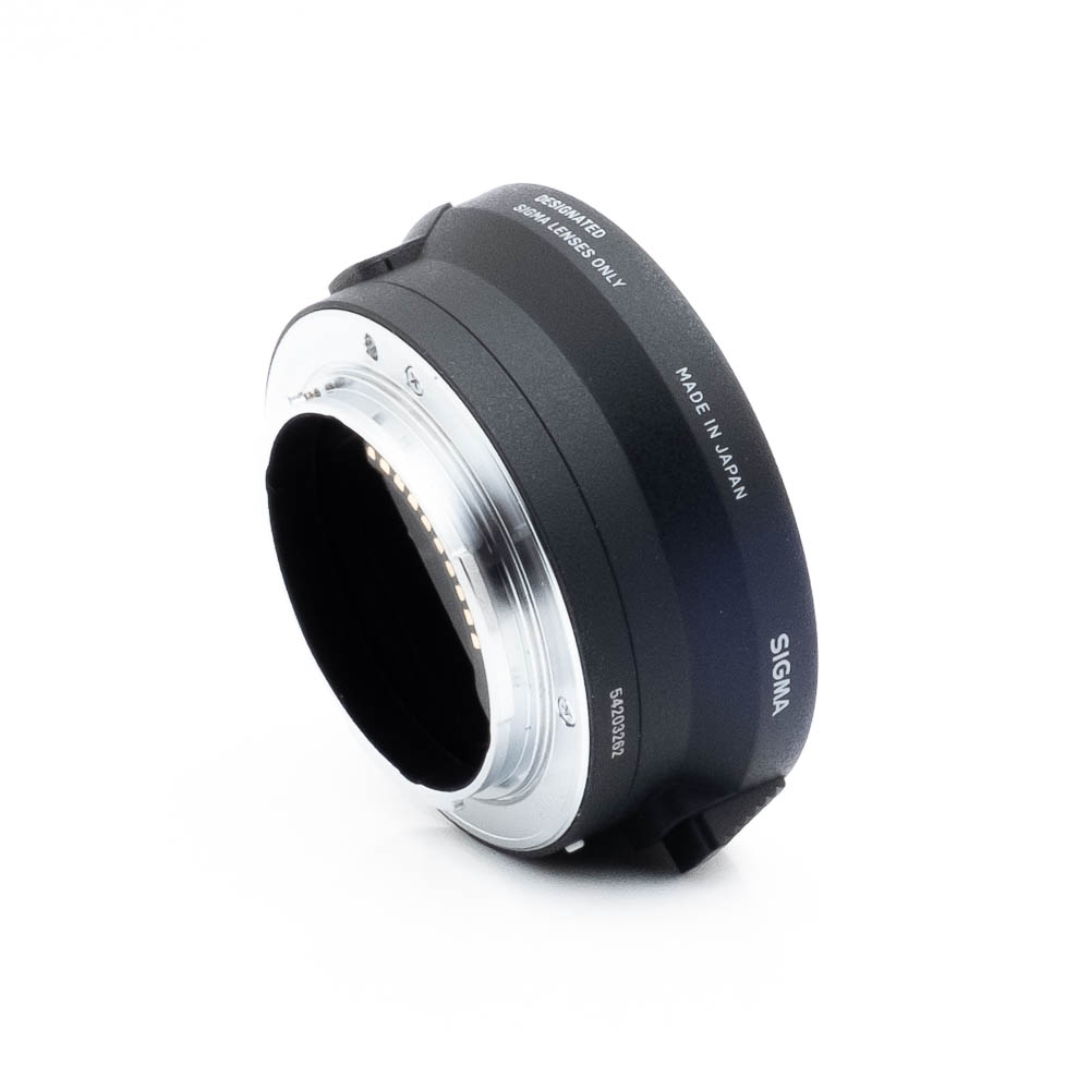 Sigma MC-11 EF - E Adapter-1 Sigma MC-11 adapteri (Kunto K5) - Käytetty
