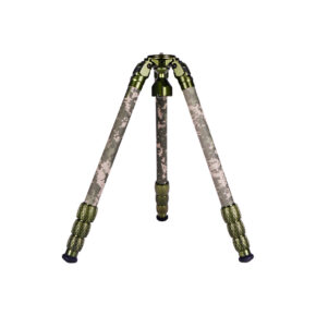 Sirui_CT-3204_001 The Sirui CT-3204 carbon fibre tripod includes three camouflage patterned legs with patterned green handles, presented on a white background.