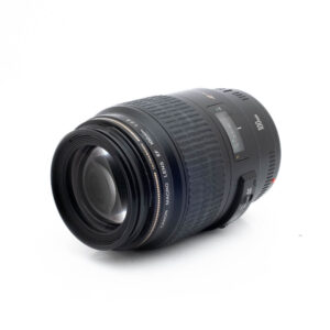 Canon EF 100mm f/2.8 Macro USM (sis.ALV24%) - Käytetty