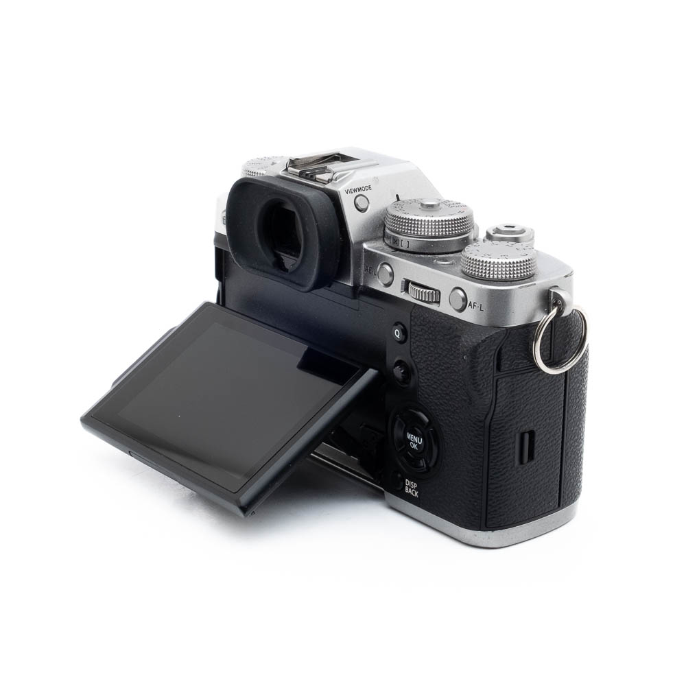 Fuji X-T3-3-3 Fujifilm X-T3 + akkukahva (SC 10000, sis.ALV24%) - Käytetty