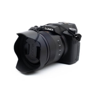 Lumix FZ1000 II-5 Panasonic Lumix FZ1000 II - Käytetty