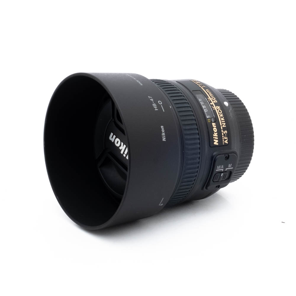 Nikon 50mm f18 G-3 Nikon AF-S Nikkor 50mm f/1.8 G - Käytetty