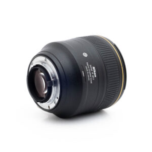 Nikon 85mm f14G-1-3 Nikon AF-S Nikkor 85mm f/1.4 G (sis.ALV24%) - Käytetty