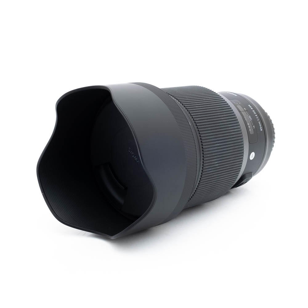Sigma 85mm f14 DG Canon-3 Sigma 85mm f/1.4 DG Art Canon EF - Käytetty