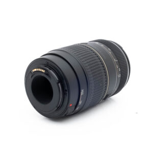 Tamron 70-300mm f4-56 Canon-1 Tamron AF 70-300mm f/4-5.6 Di LD MACRO Canon EF - Käytetty