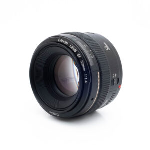 Canon EF 50mm f/1.4 USM - Käytetty