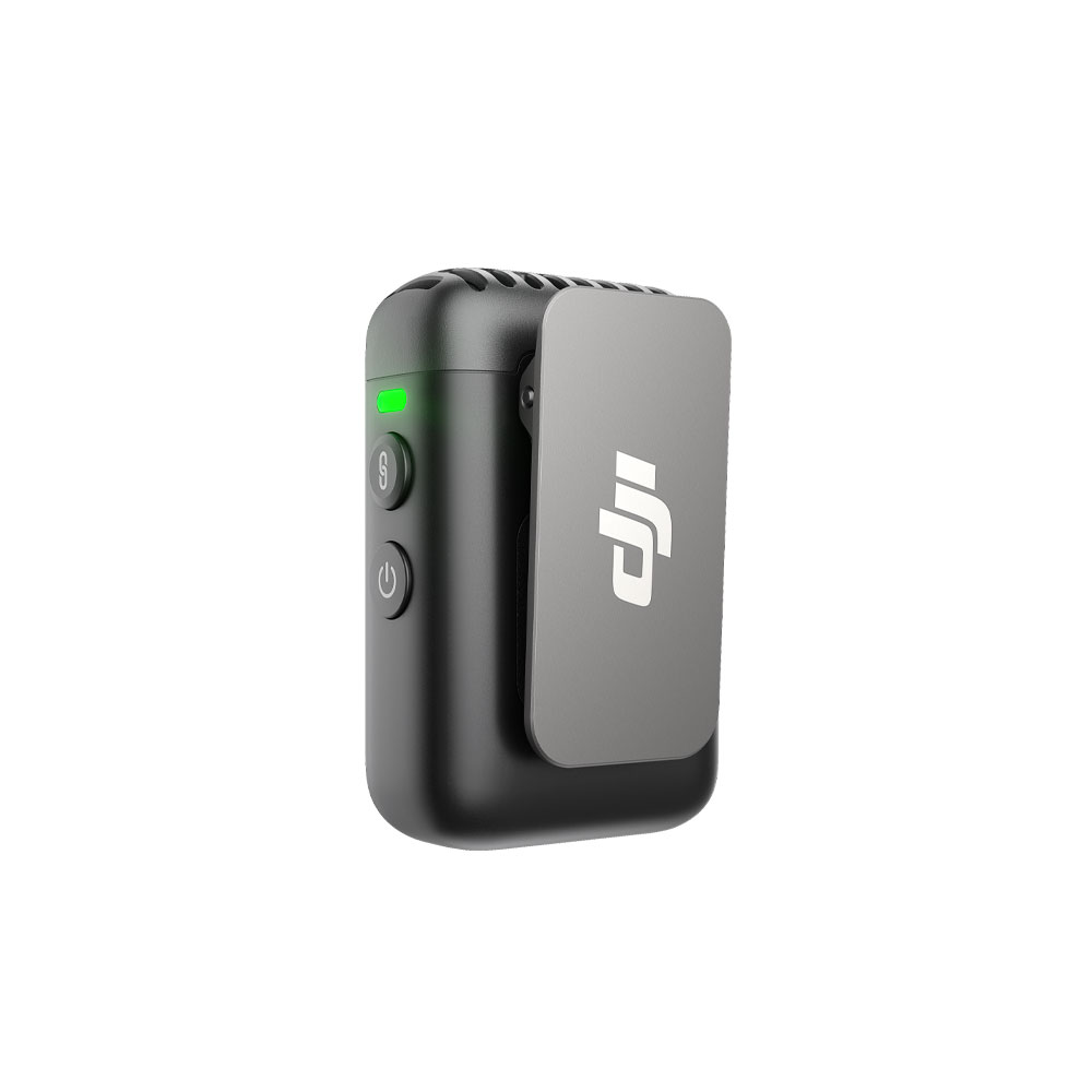 DJI_Mic2_1-black_003 DJI Mic 2 -lähetin, musta on kompakti musta langaton mikrofonilähetin, jossa on pidike, DJI-logo, virta- ja linkkipainikkeet sekä vihreä merkkivalo.