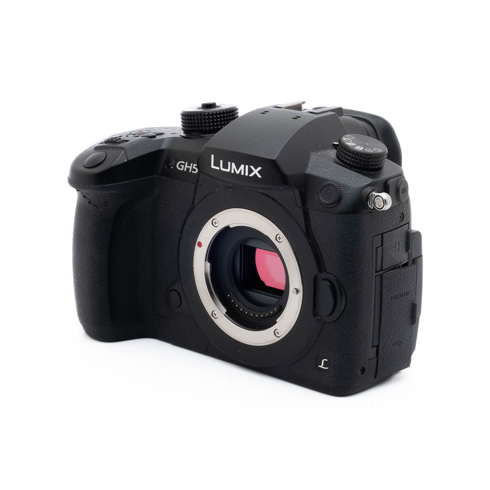 Lumix GH5-4-4 Panasonic Lumix GH5 (SC 12k, sis.ALV24%) - Käytetty