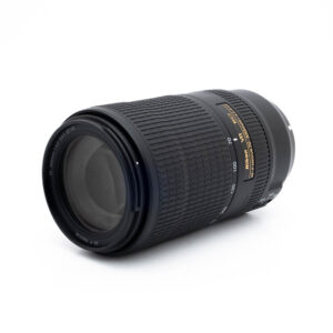 Nikkor 70-300mm f45-56E ED VR-2 Nikon AF-P Nikkor 70-300mm f/4.5-5.6 E VR (Kunto K5) - Käytetty