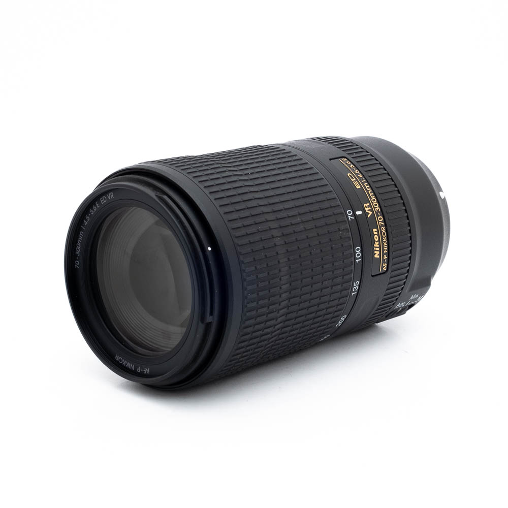 Nikkor 70-300mm f45-56E ED VR-2 Nikon AF-P Nikkor 70-300mm f/4.5-5.6 E VR (Kunto K5) - Käytetty