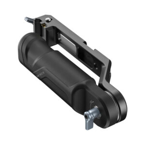 smallrig_4197_01 SmallRig 4197 Sling Handle for DJI RS 3 & RS 3 Mini on musta käsikahva, jossa on pyörivä säätönuppi ja kiinnityskannatin, joka tarjoaa turvallisen kiinnityksen ja paremman käsittelyn kameralle.