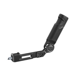 smallrig_4197_03 SmallRig 4197 Sling Handle For DJI RS 3 & RS 3 Mini on musta, kulmikas kamerakahva, jossa on säädettävä kiinnitysvarsi ja ruuvikiinnitys, joka on suunniteltu kamerarigille ja jossa on merkintä "SmallRig" kahvassa.