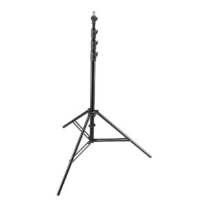 1607928078_205 Godox 380F Heavy Duty Light Stand on musta, säädettävä kolmijalkainen jalusta, jossa on neljä osiota ja kolme pidennettyä jalkaa ja joka sopii erinomaisesti studiovalojen tai valokuvauslaitteiden tukemiseen.